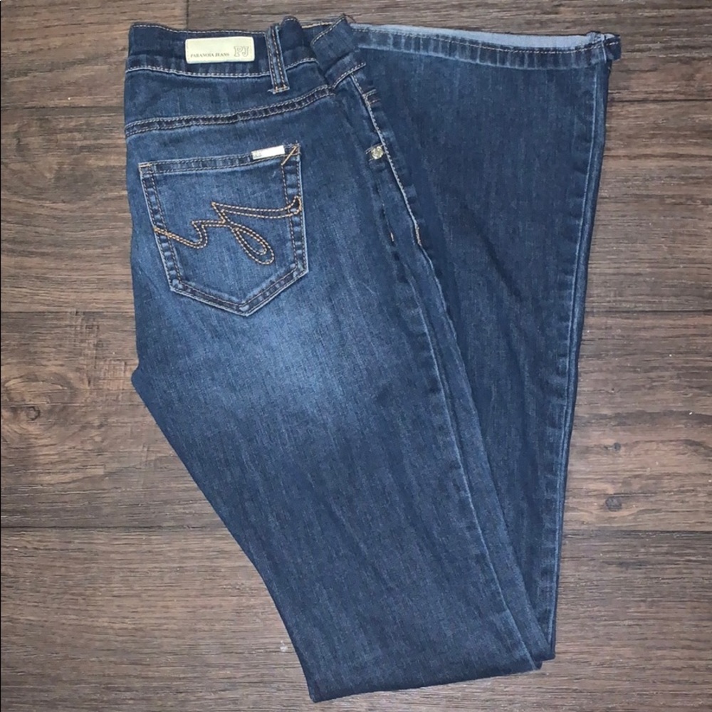 Boot cut jeans